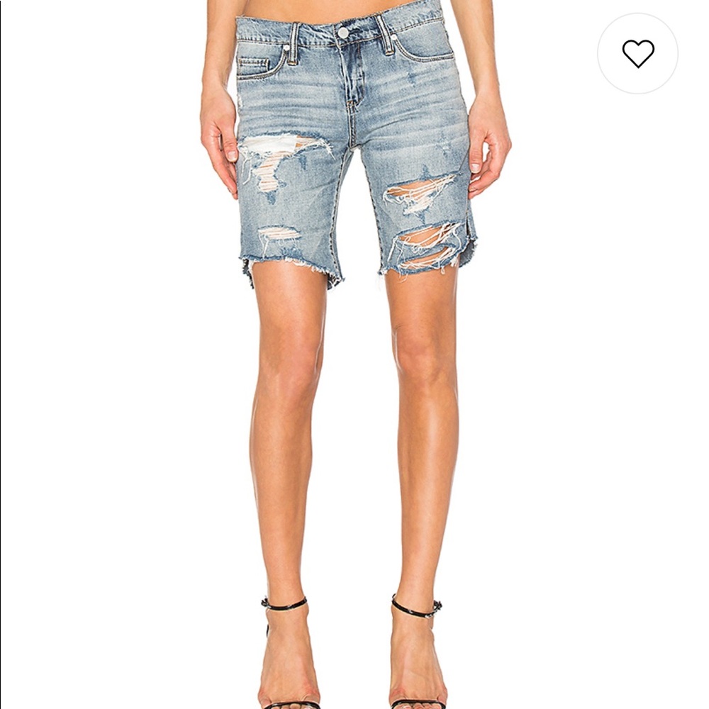 Blank NYC Distressed Short in Chills & Thrills